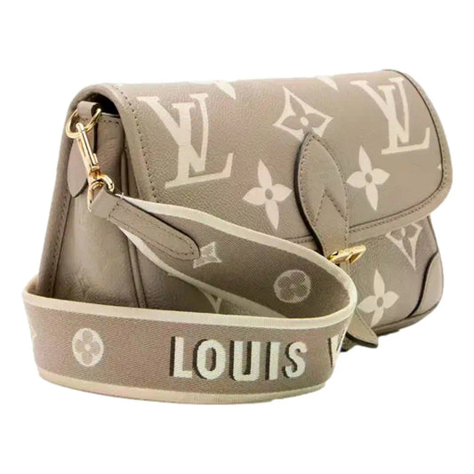 Louis Vuitton Diane Beige Bag - Elevate Style with Luxury