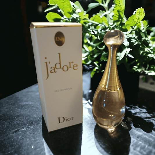 Featured image for How to Choose Dior J'adore Eau de Parfum
