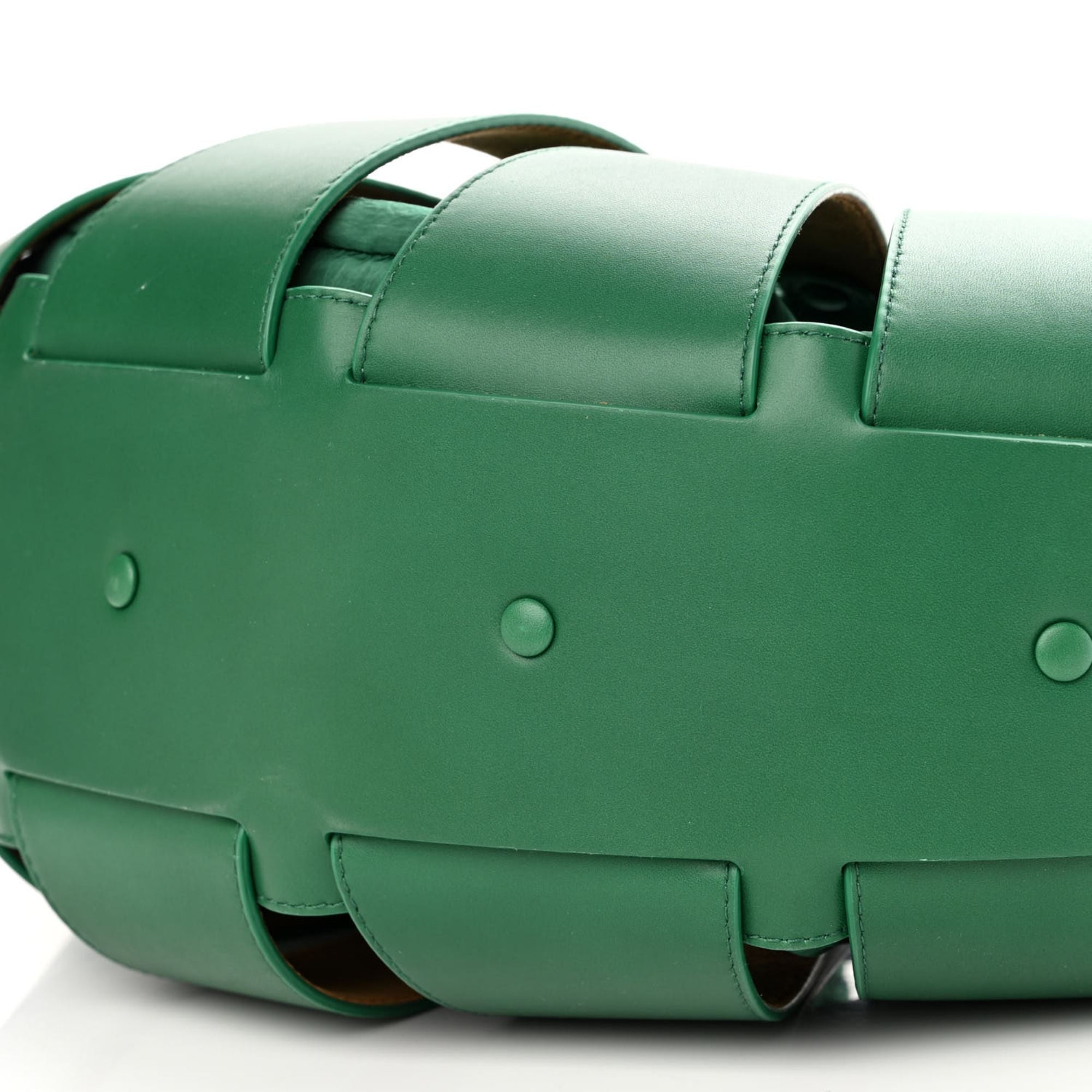 Bottega Veneta Shell Bag - Luxurious Racing Green Calfskin Elegance -  