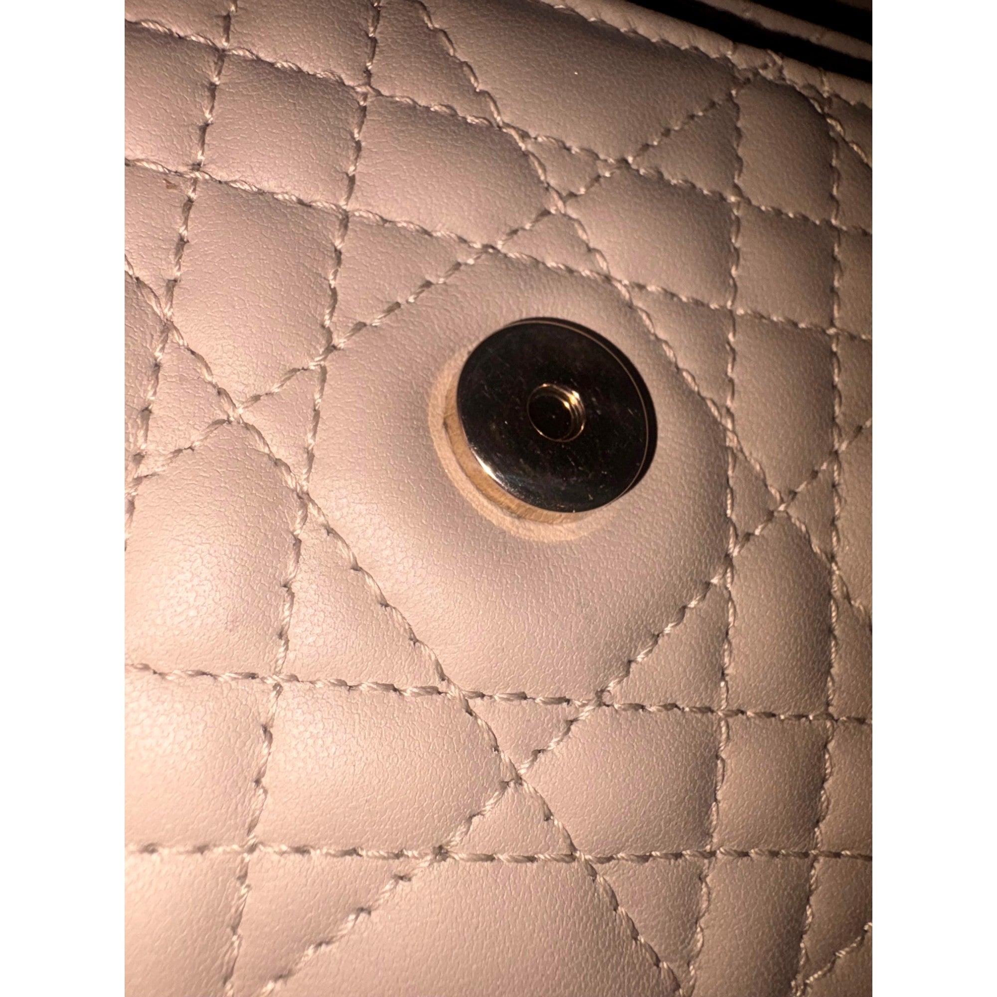 My Dior Daily Pouch: Elegant Beige Lambskin with Chain