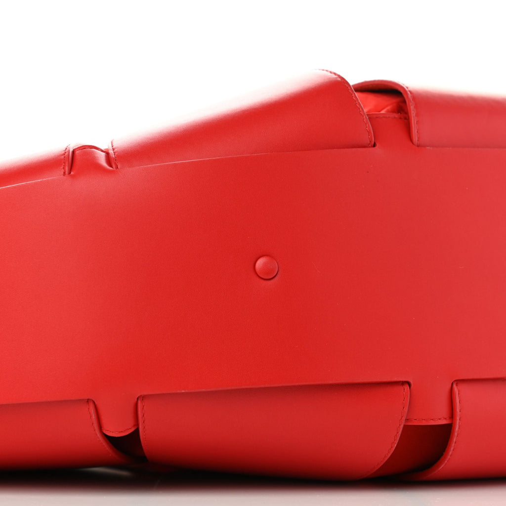 Bottega Veneta Shell Bag - Chic Chili Tomato Calfskin Handbag -  