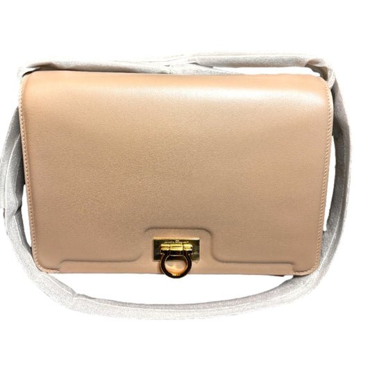 Ferragamo Trifolio Crossbody - Elegant Beige & Gold Wardrobe Staple