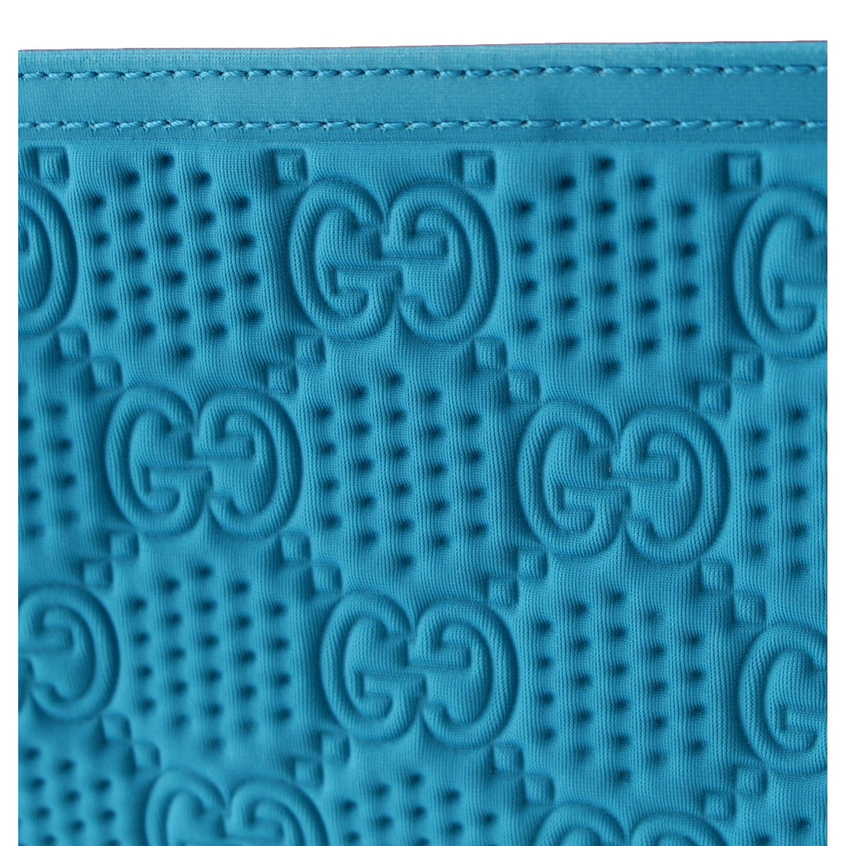 Gucci GG Scuba Neon Blue Clutch – Elevate Your Style Today!