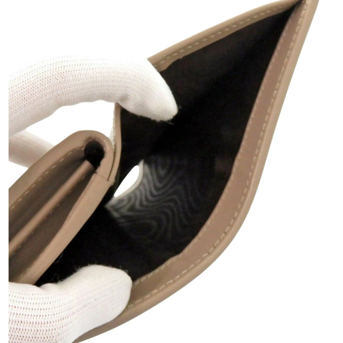 Gucci GG Shadow Brown Medium Bifold Wallet - Elevate Your Style -   Shop Bags LLC