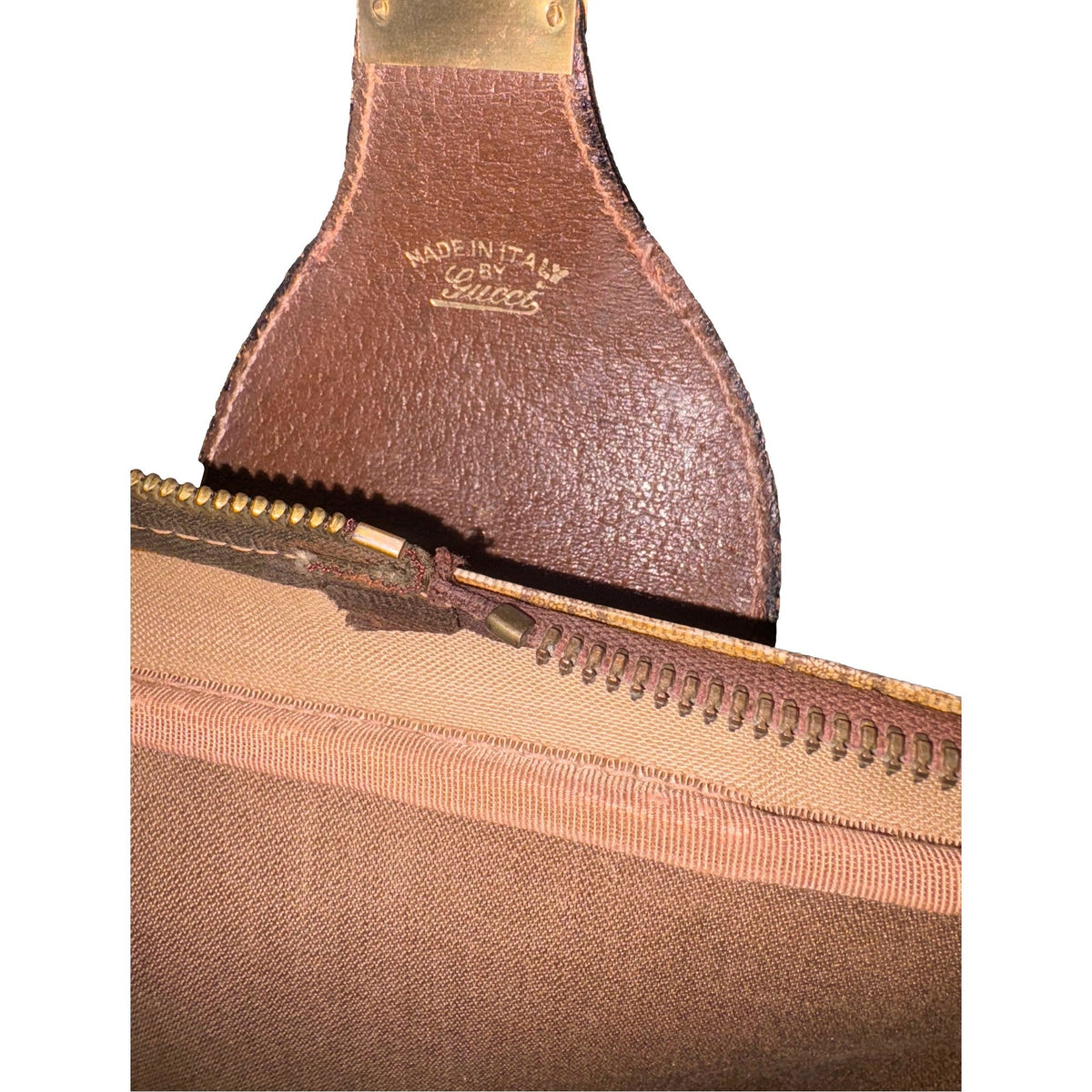 Gucci Vintage GG Suitcase: Timeless Luxury & Style in Canvas