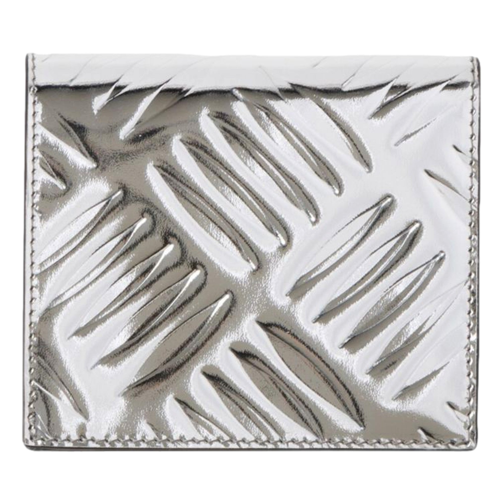 Silver Wallet: Luxurious Women's Prada Card Wallet - Shop Now