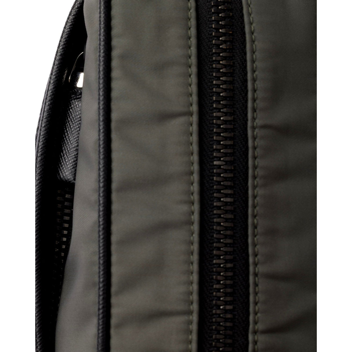 Prada Re-Nylon Camera Bag: Luxurious Green Saffiano Crossbody