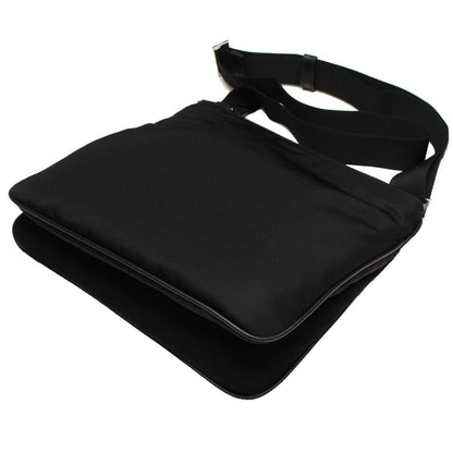 Prada Tessuto Saffiano Black Messenger Bag – Style Meets Functionality -   Shop Bags LLC