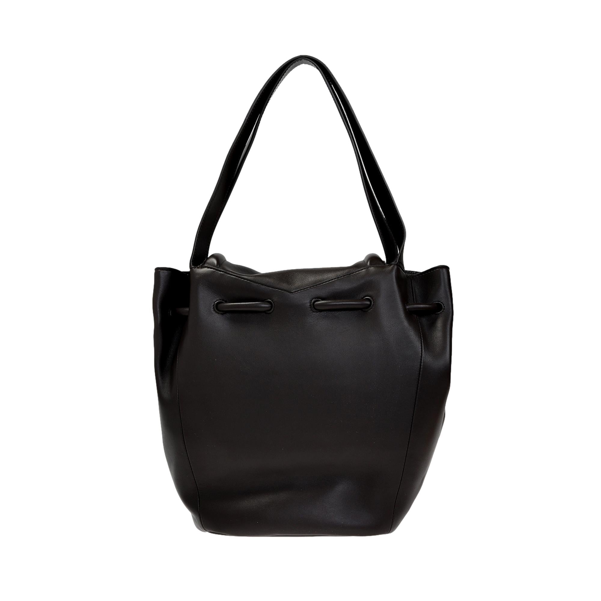 Bottega Shoulder Bag - Elegant Black Calfskin for Timeless Style