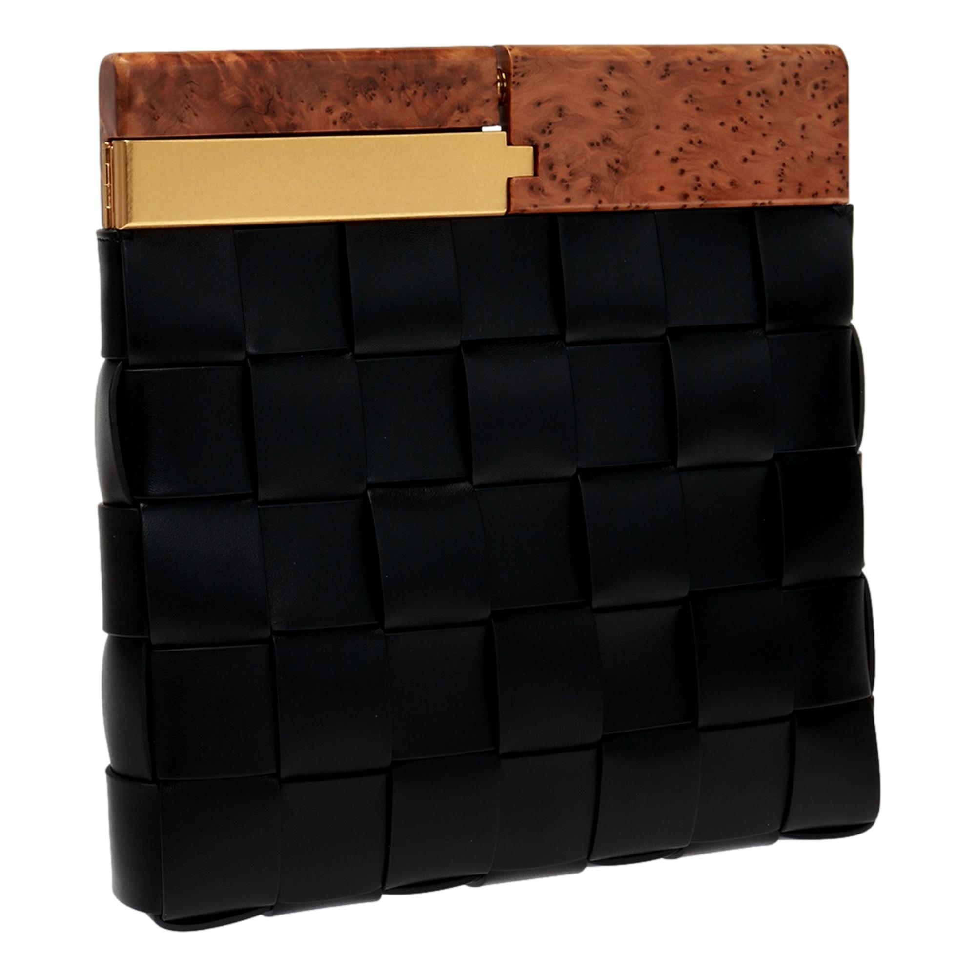 Bottega Veneta 'BV SNAP' Mogano Black Clutch - Luxurious Elegance