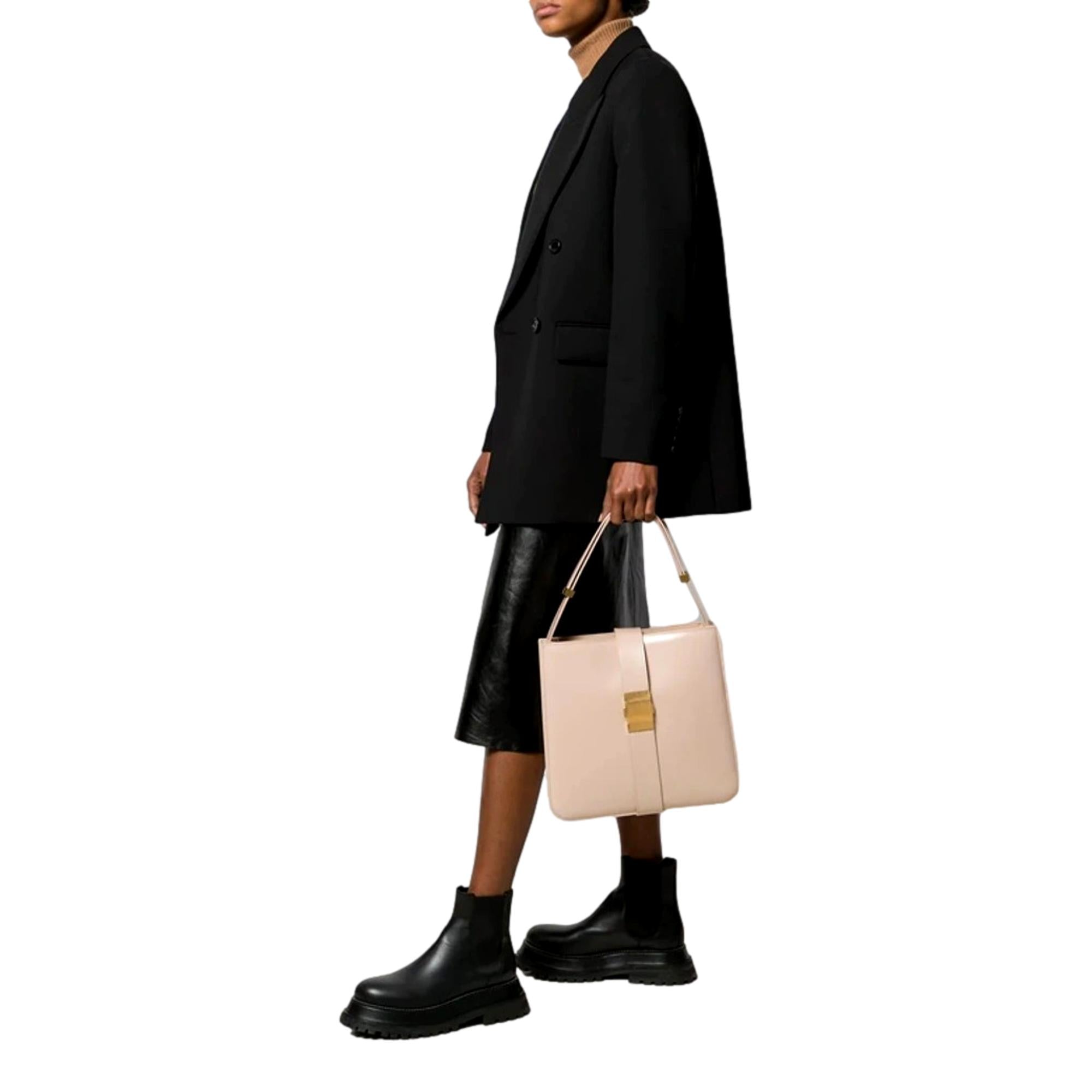 Bottega Veneta Leather Shoulder Bag - Elegant Nude Blush Design