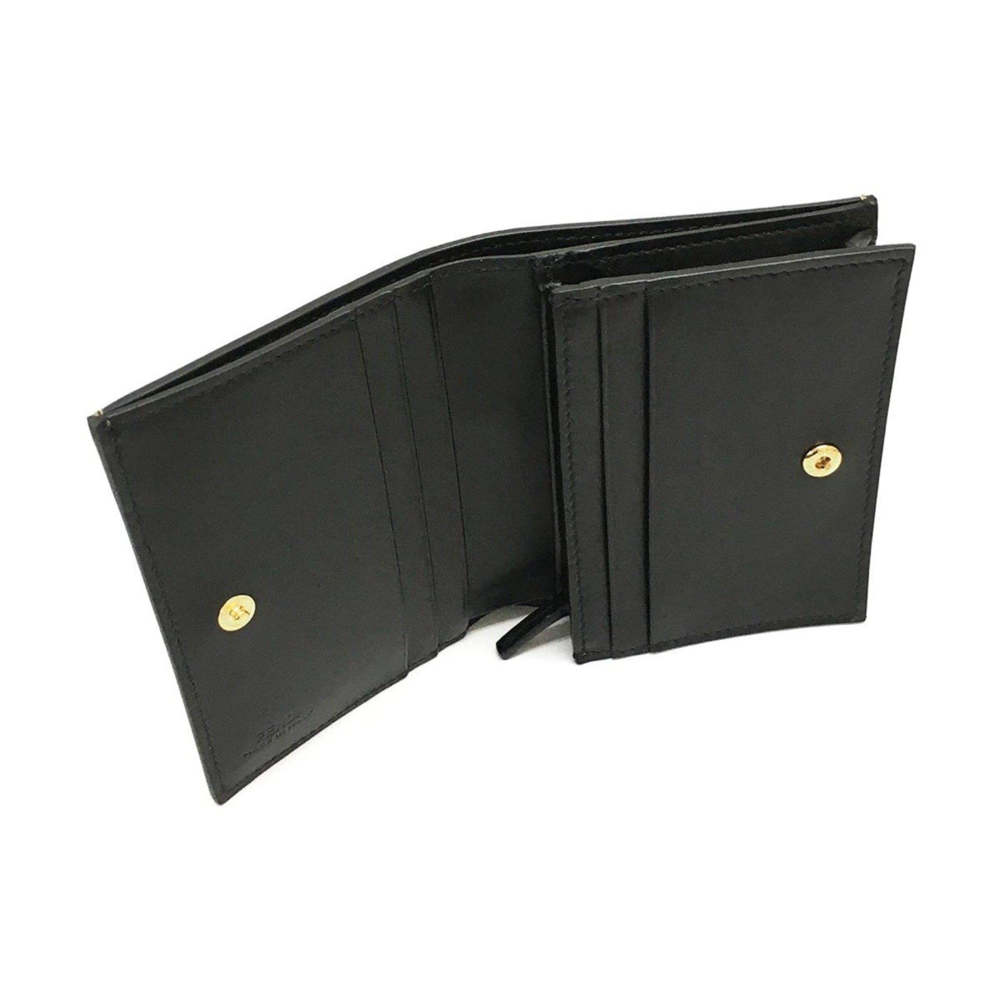 Fendi Calf Leather Bifold Wallet - Stylish & Functional Accessory
