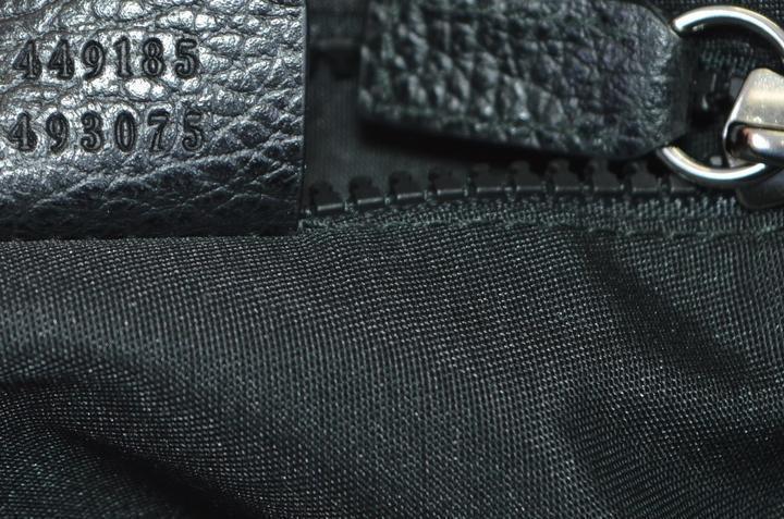 Gucci Unisex GG Black Canvas Messenger Bag - Stylish & Functional