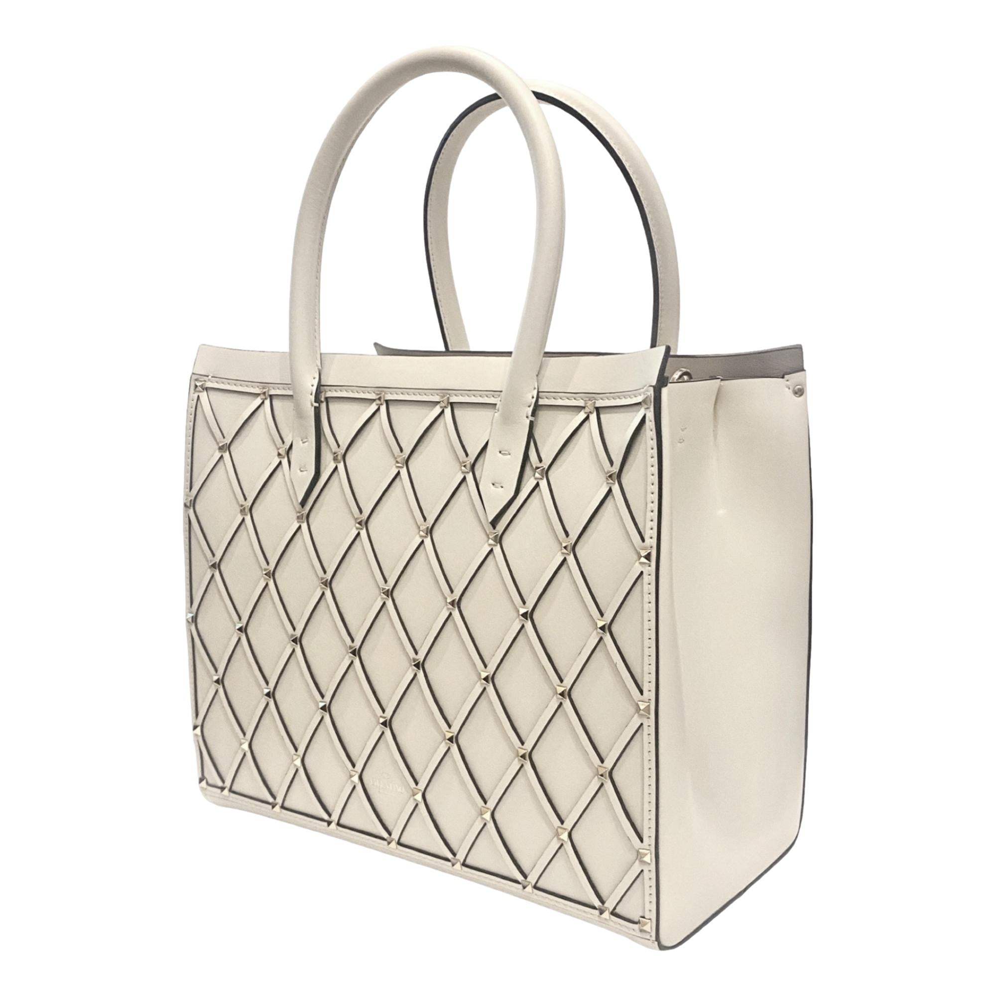 Valentino Garavani Crossbody Tote: Luxury Ivory Leather Bag