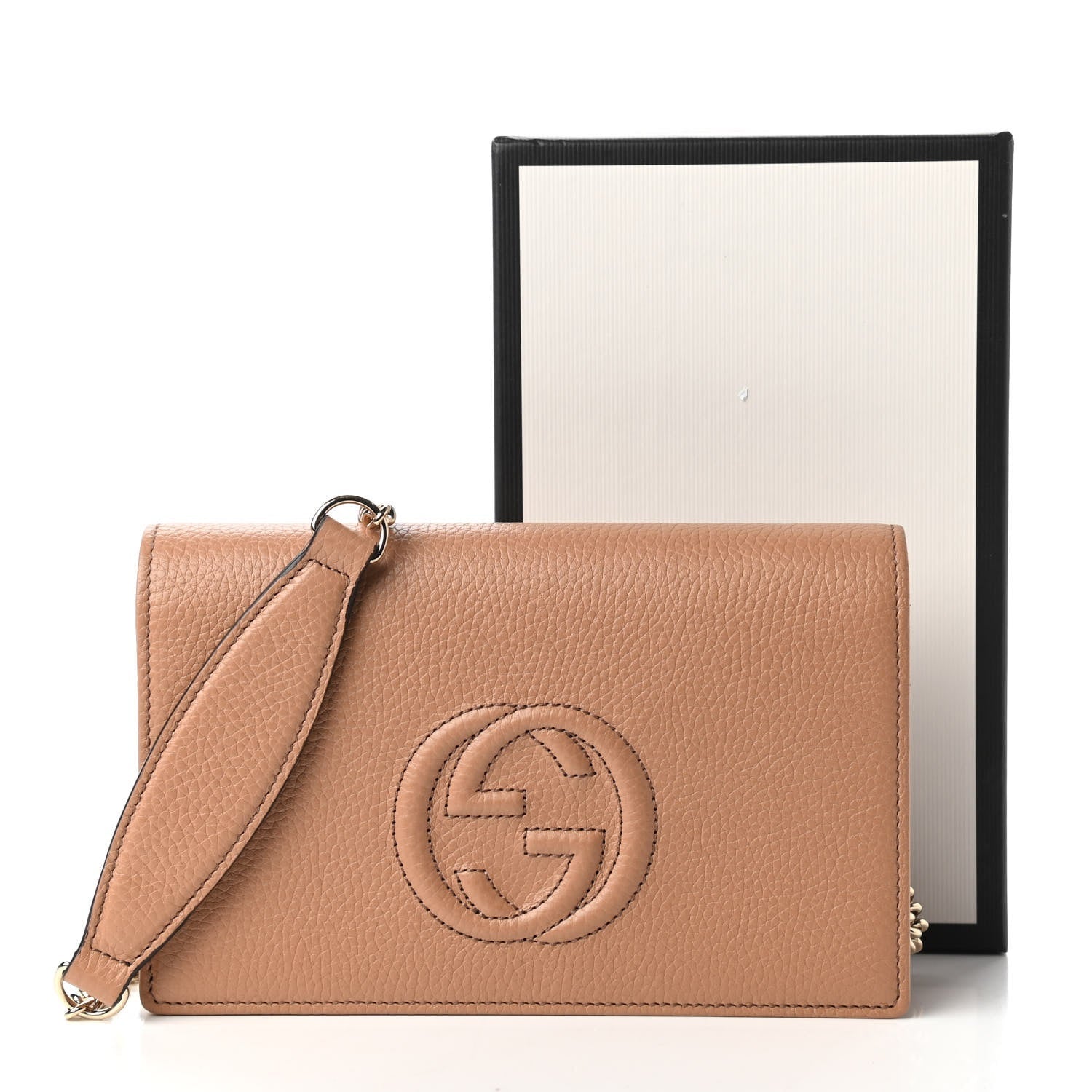 Gucci Soho Chain Wallet: Versatile Beige Leather Crossbody Clutch