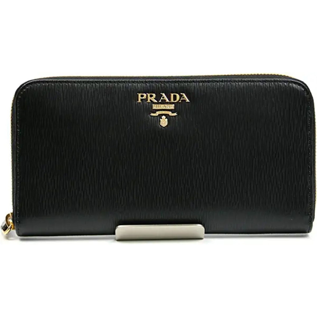 Elegant Prada Leather Wallet with Ample Space & Security