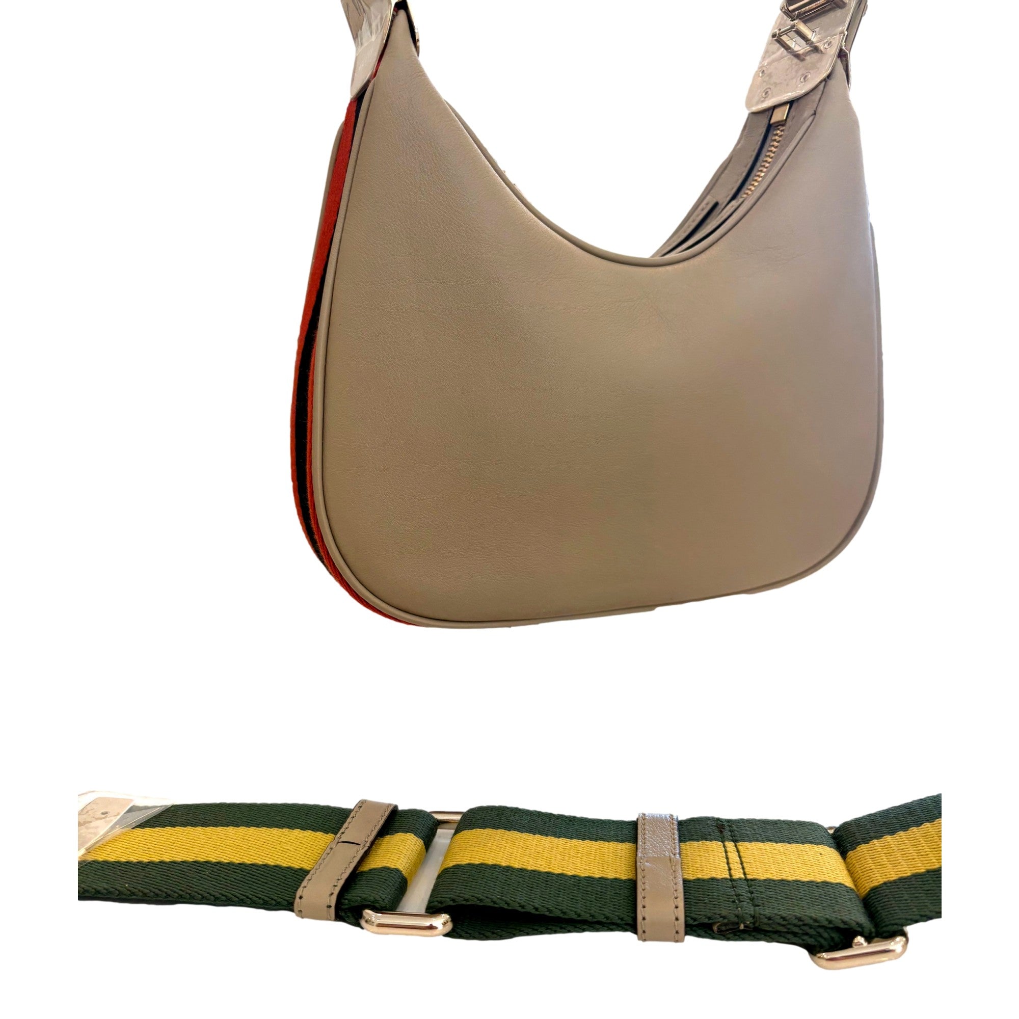 Gucci Attaché Beige Leather Shoulder Bag - Iconic Style & Versatility