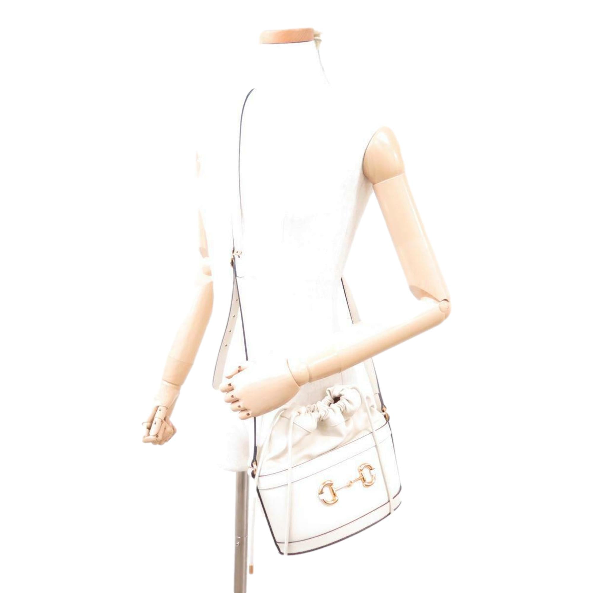 Gucci 1955 Horsebit Bucket Bag - Iconic Style in White Leather