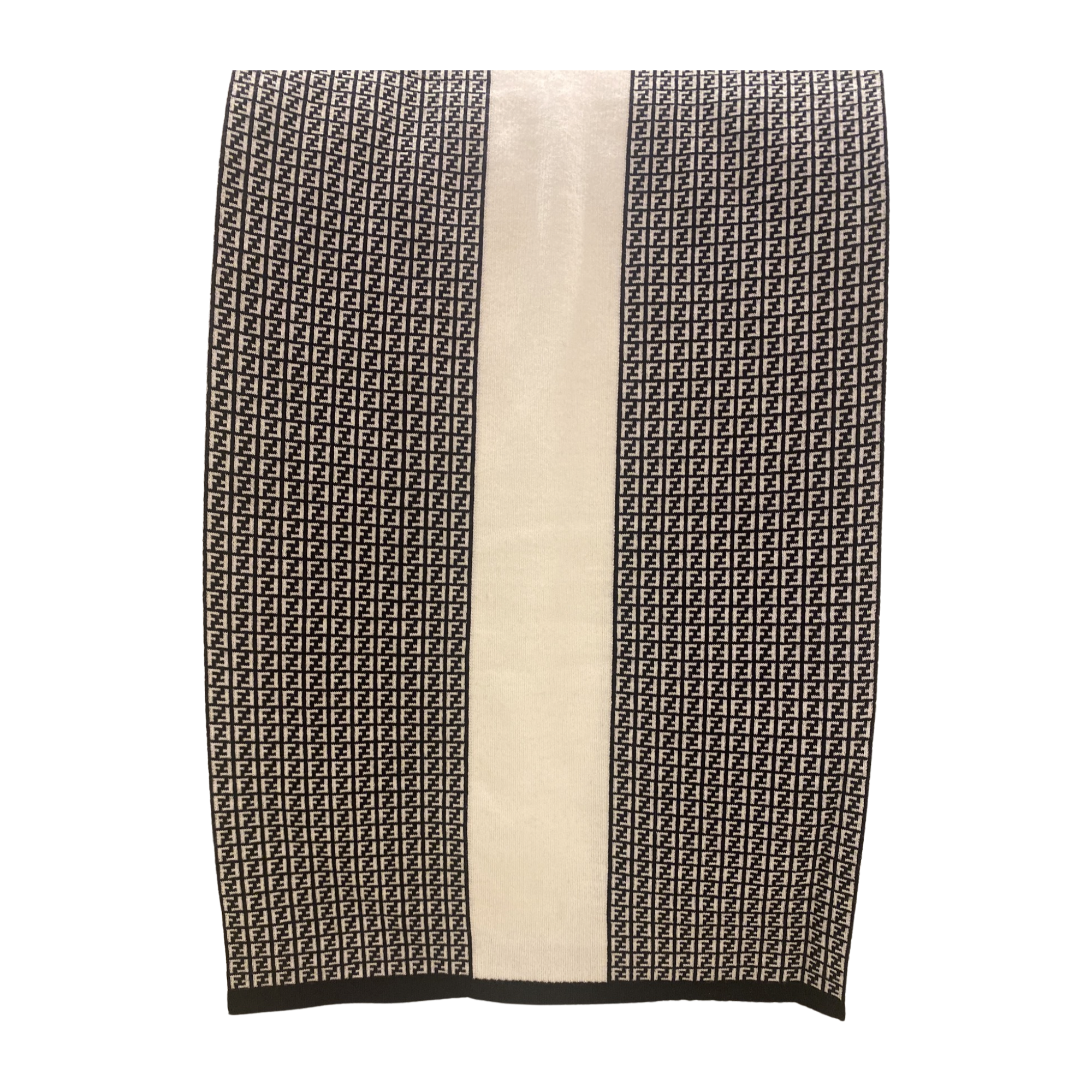 Fendi Scarf: Luxurious Nero & Bianco Wool Scarf with FF Pattern
